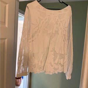 Elegant White Lace Women's Top